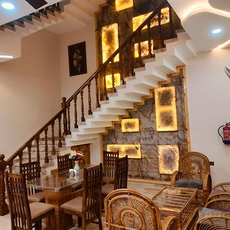 Amritam Palace A Luxury Ac Home Stay Ringas Esterno foto