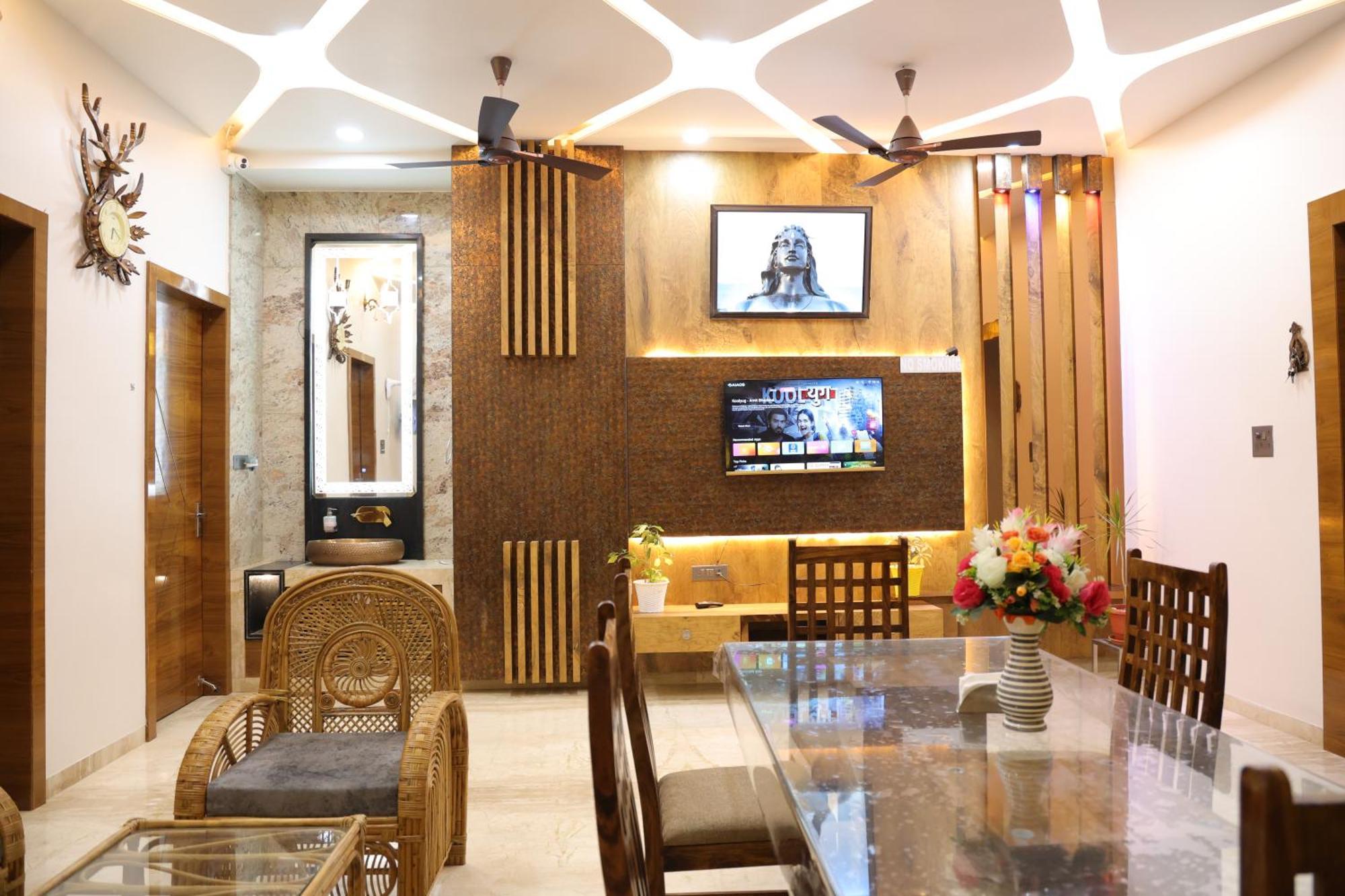 Amritam Palace A Luxury Ac Home Stay Ringas Esterno foto