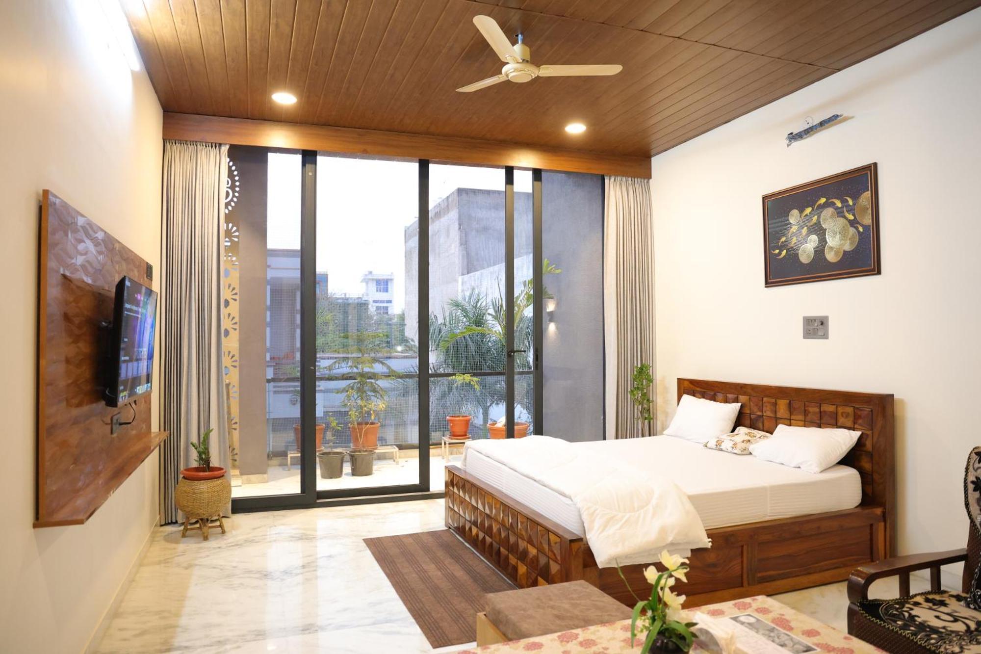 Amritam Palace A Luxury Ac Home Stay Ringas Esterno foto