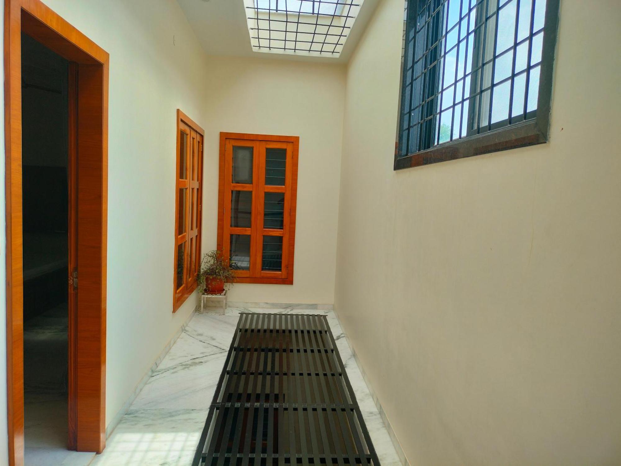Amritam Palace A Luxury Ac Home Stay Ringas Esterno foto