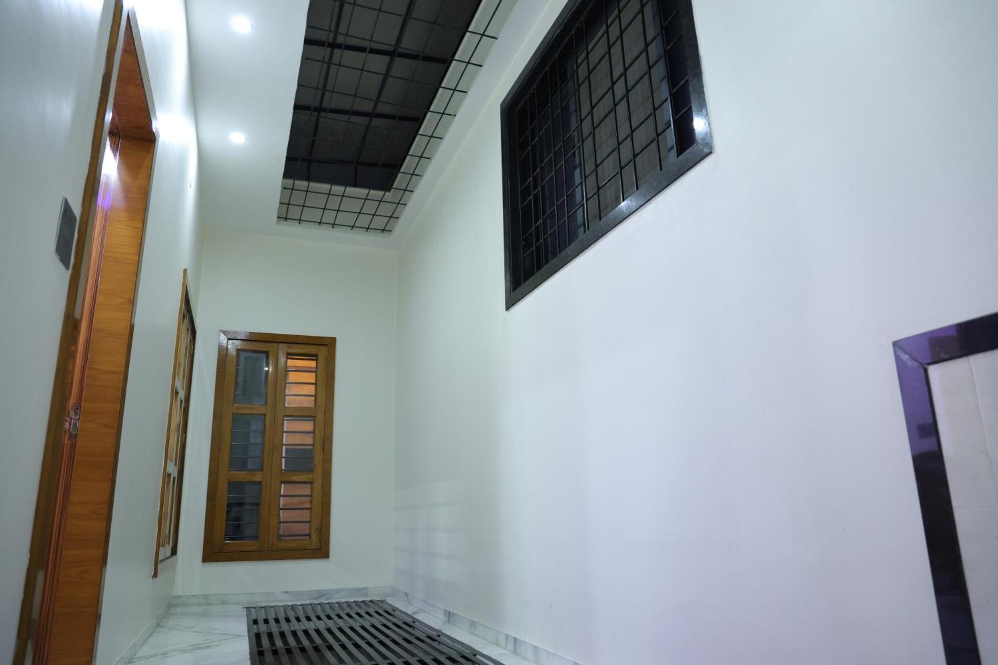 Amritam Palace A Luxury Ac Home Stay Ringas Esterno foto