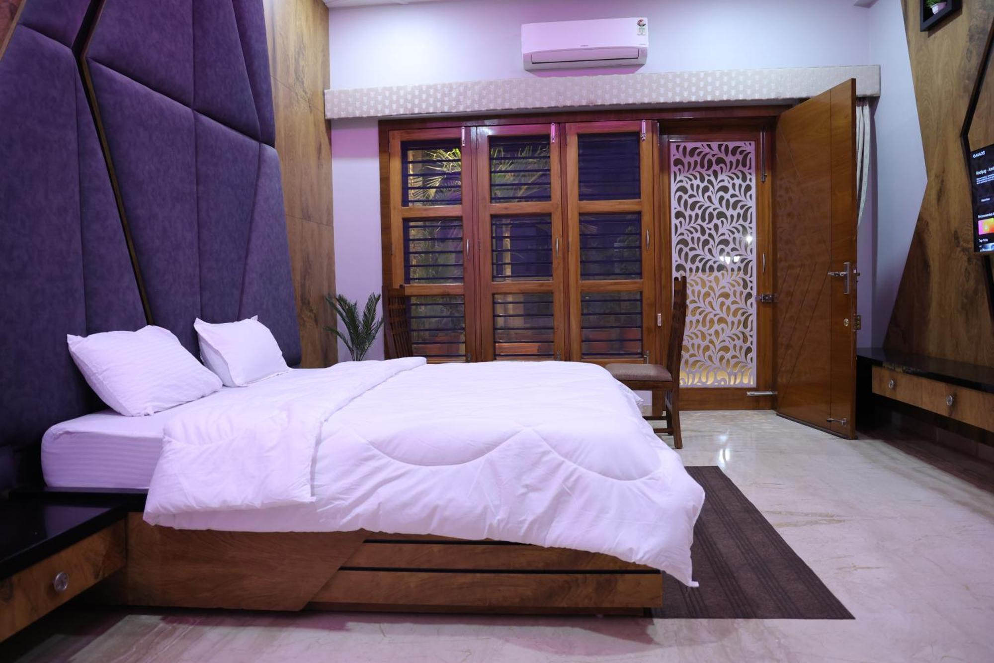Amritam Palace A Luxury Ac Home Stay Ringas Esterno foto